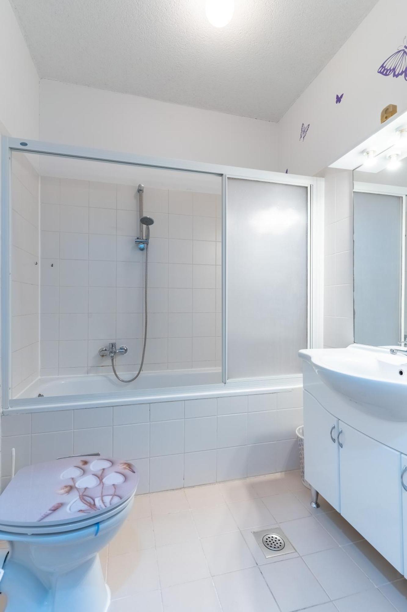 Apartman Laura เซรส ภายนอก รูปภาพ